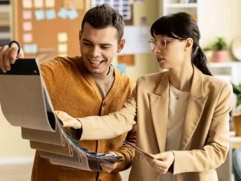 Today’s Blog Industry Finance  Business Consulting. - 蜂鸟电竞